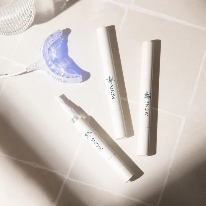 Snow Teeth Whitening Kit 1